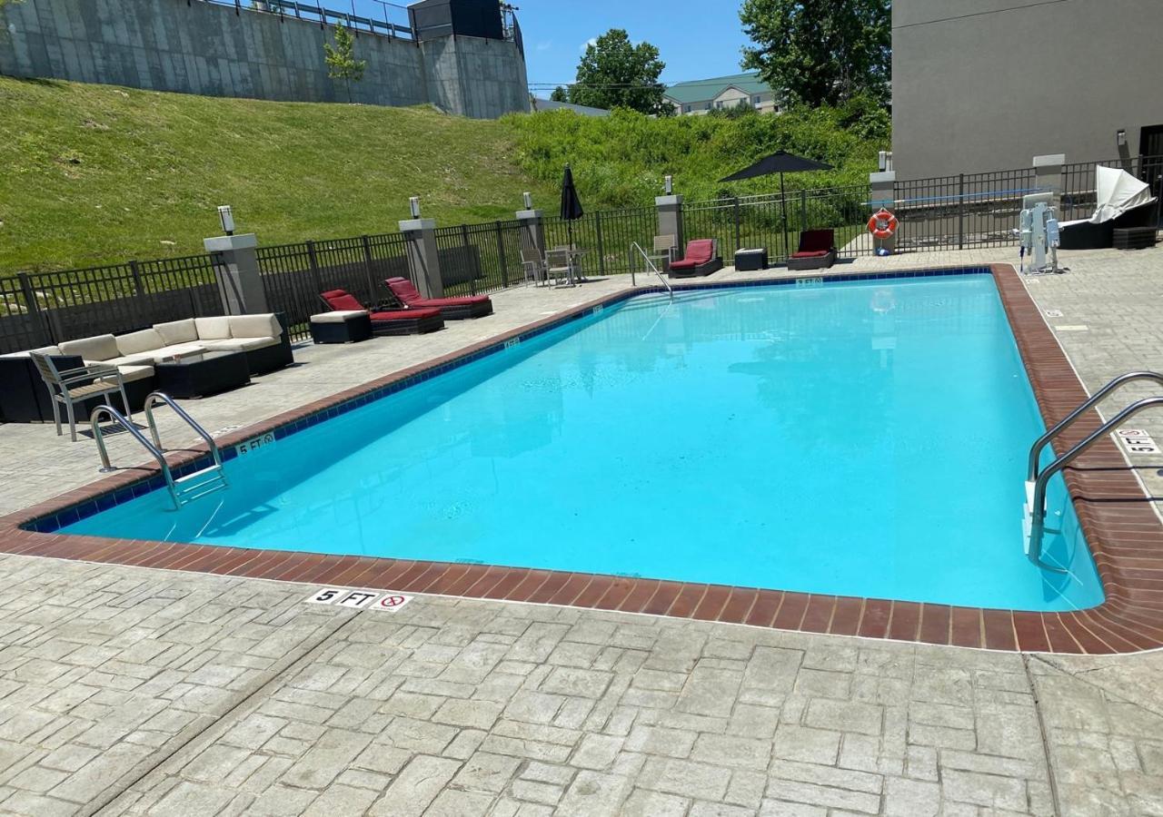 Quality Suites Nashville Airport Exterior foto