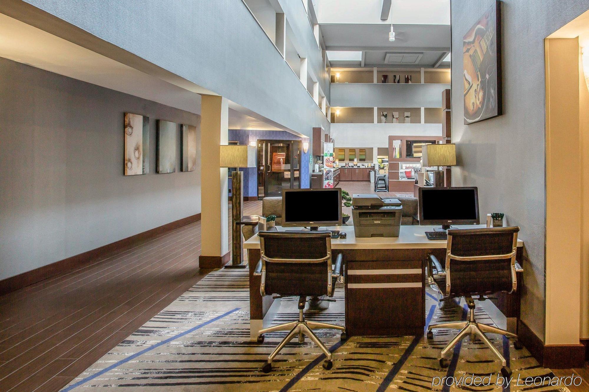 Quality Suites Nashville Airport Exterior foto